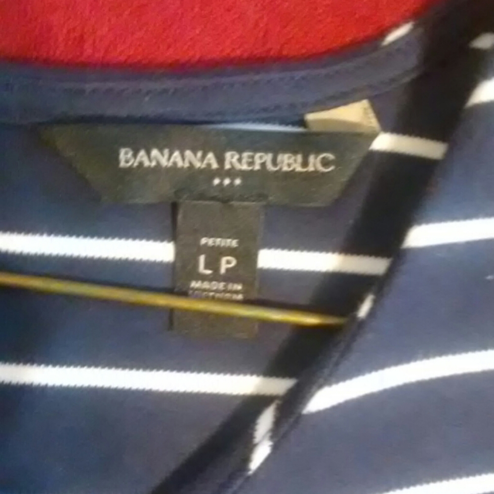 Top - Picture 2 of 4